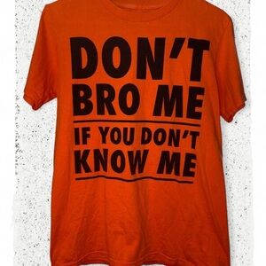Men’s Urban Pipeline orange graphic tee Size S #graphictee #orange